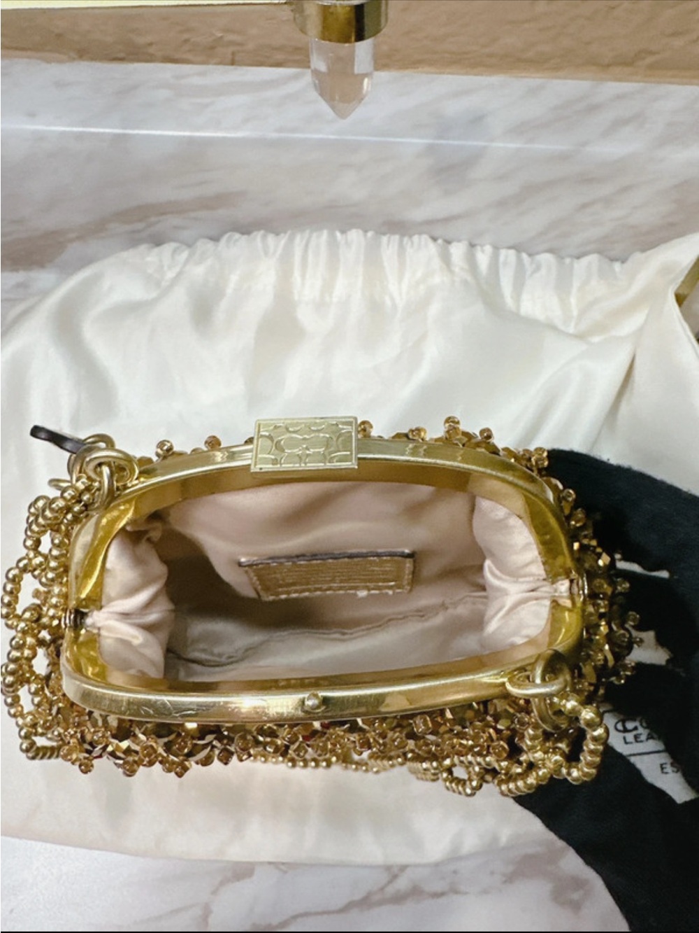 Authentic Coach vintage Gold Beaded Evening Wristlet with Chain Strap - Picture 7 of 16